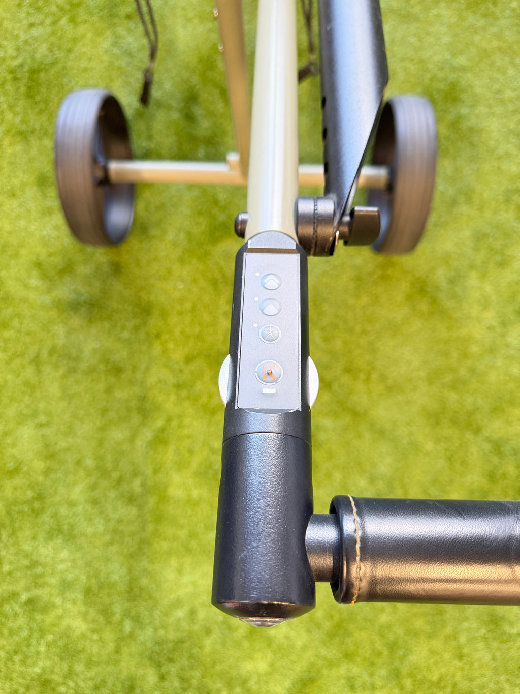 KIFFE K5 Straight Taupe Second Use mit L-Griff Leder – echtes Foto 2