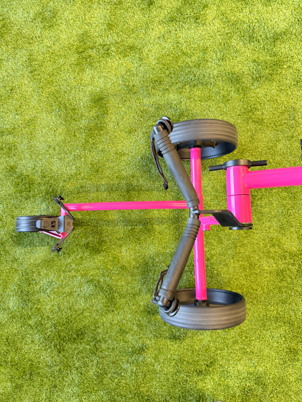 KIFFE K5 Pink Second Use mit Sportgriff – echtes Foto 2