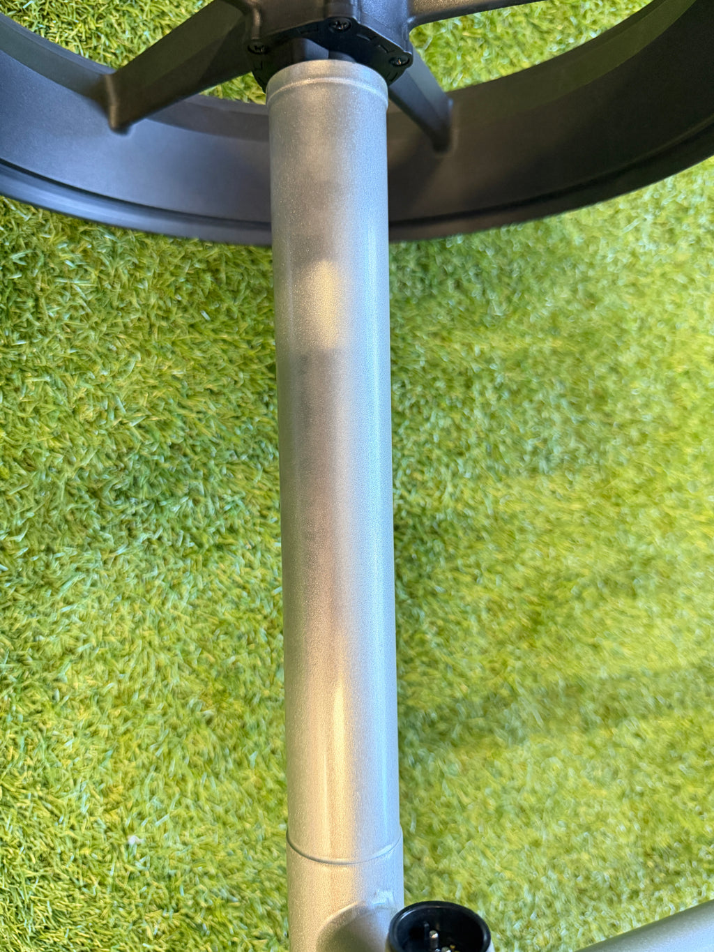 KIFFE K5 Straight Silber Second Use – ungleichmäßige Lackoberfläche